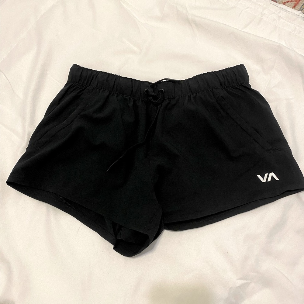 Black RVCA short size XS